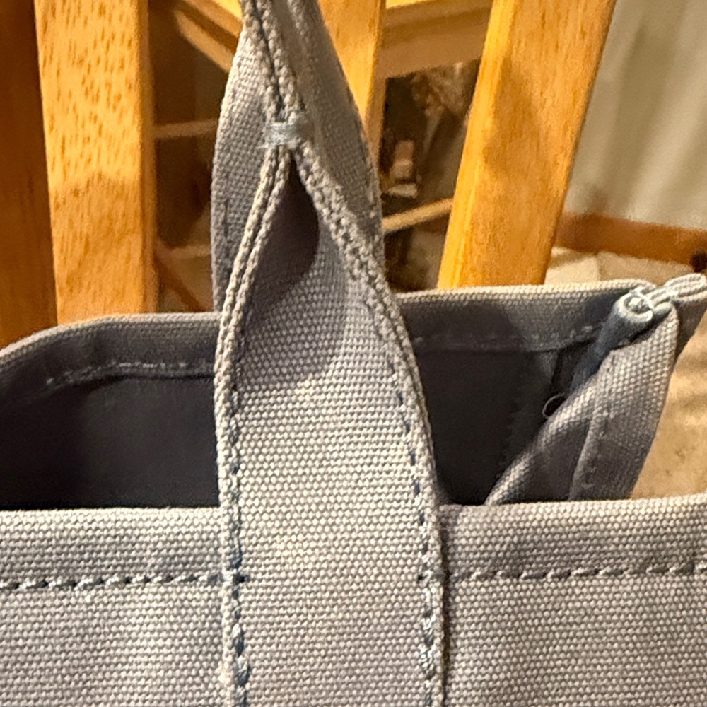 Marc Jacobs Tote Bag in Slate Gray Canvas with White Logo - Picture 7 of 10